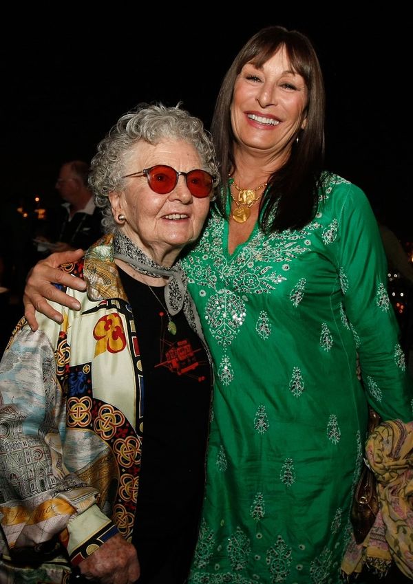 Intro for September 25, 2017