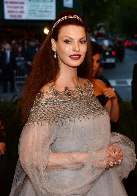 MET Game Of Thrones: Linda Evangelista