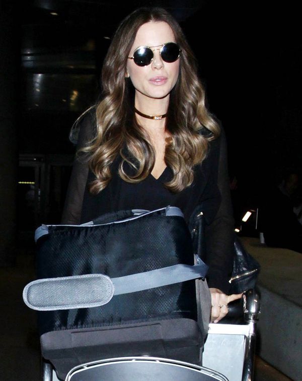 Kate Beckinsale and Chloe Sevigny in Love & Friendship