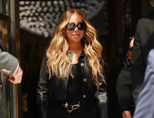 Mimi Time: Teens and Dolls