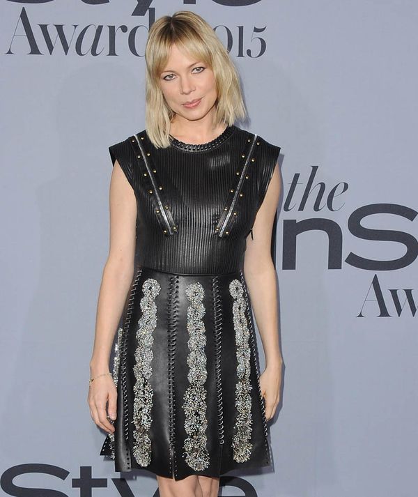 Michelle Williams: boots and bangs