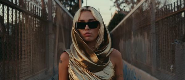 Celebrity Social Media, January 13, 2023