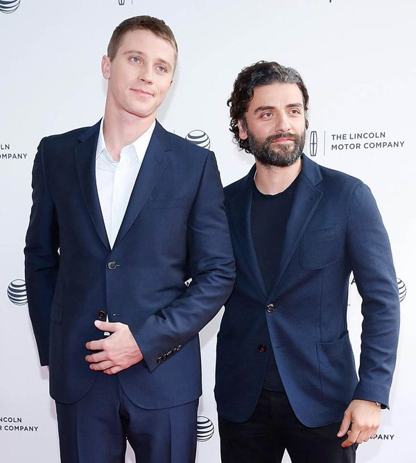 Oscar Isaac and Garrett Hedlund in Mojave