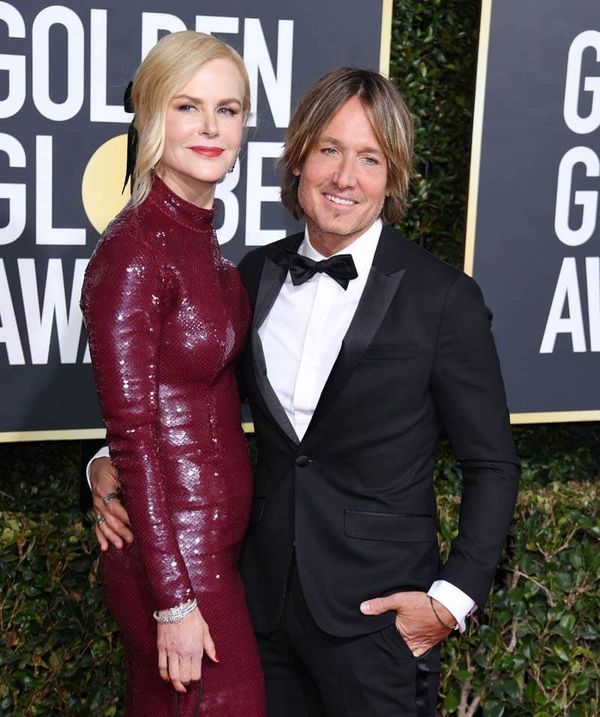 Charlize & Nicole’s Awards Show Sisterhood