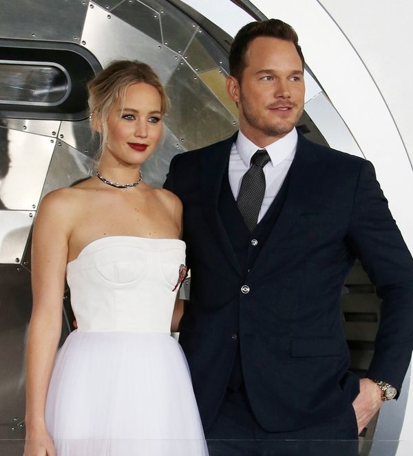 Chris Pratt and Jennifer Lawrence Passengers, the best worst movie of the year