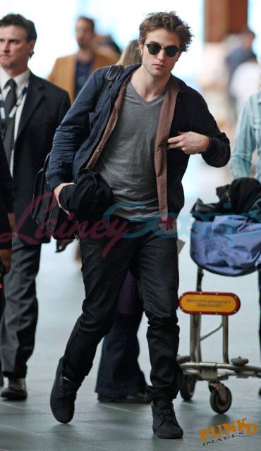 Robert Pattinson: goodbye Vancouver…for now