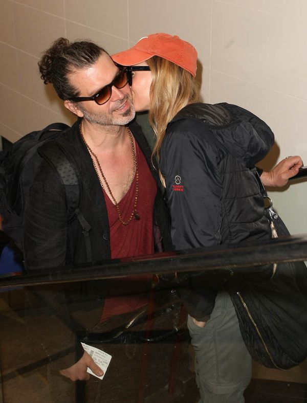 Renee’s airport kisses