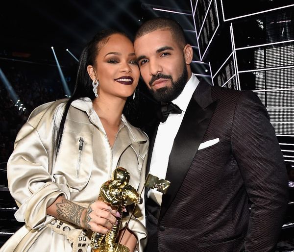 Drake and Rihanna’s SD Flirting