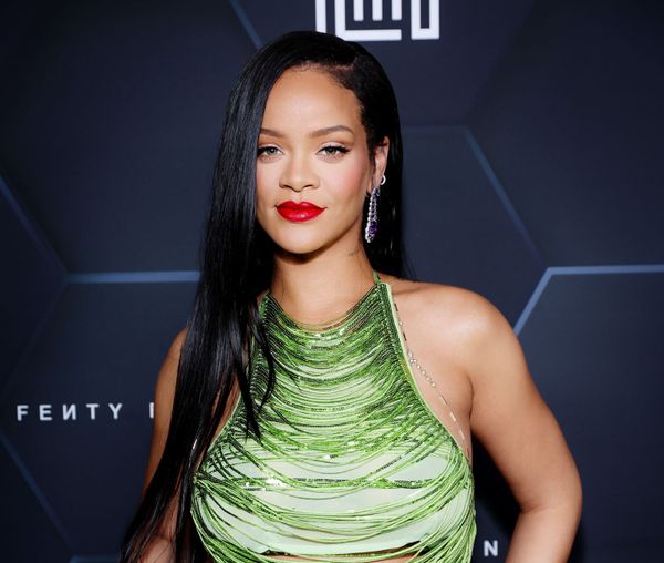 “Lift Me Up”, Rihanna