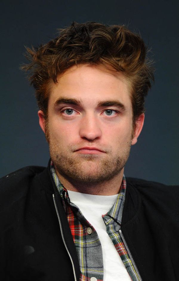 Robert Pattinson makes it easy