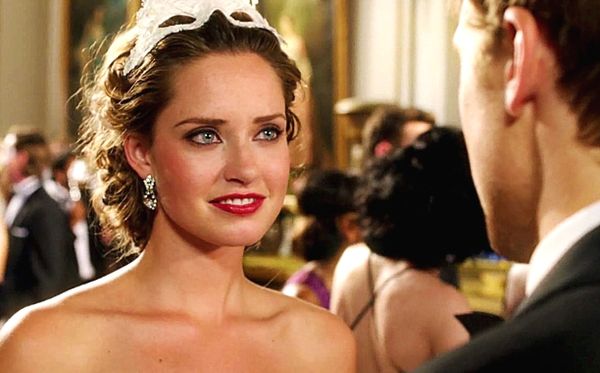 The Royals 1.5: Prince Cyrus has an orgy in the palace