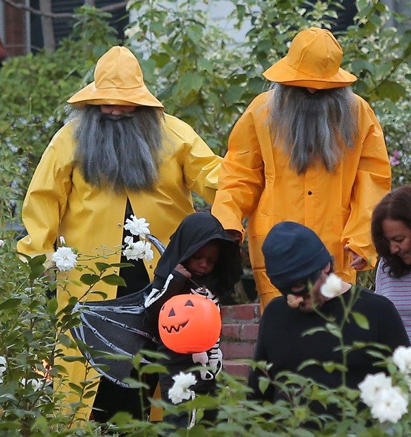 Halloween Best Friends