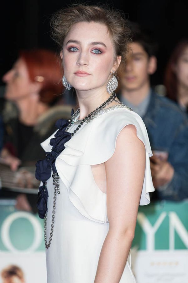 Saoirse shines in Brooklyn