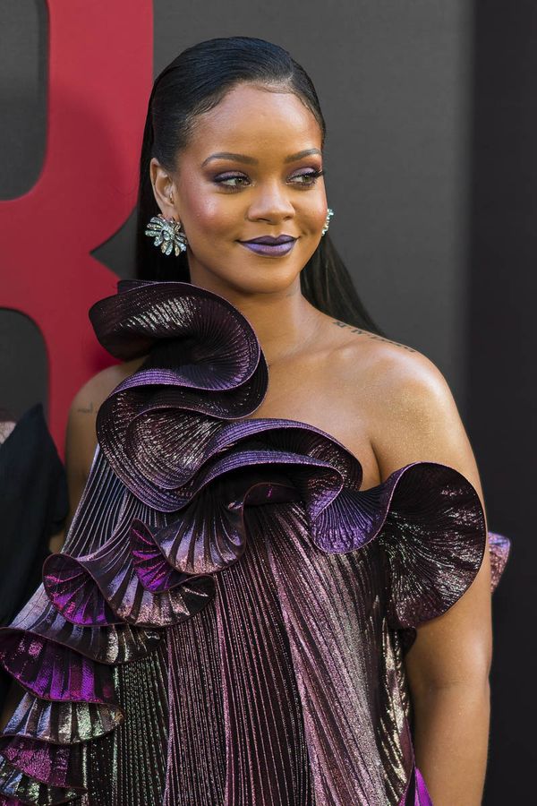 Rihanna and Sarah come through