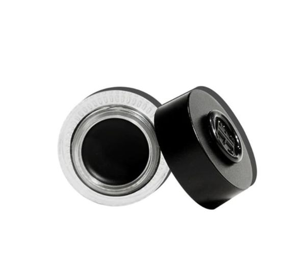 Sasha Finds: Evio Beauty's Gel Eyeliner