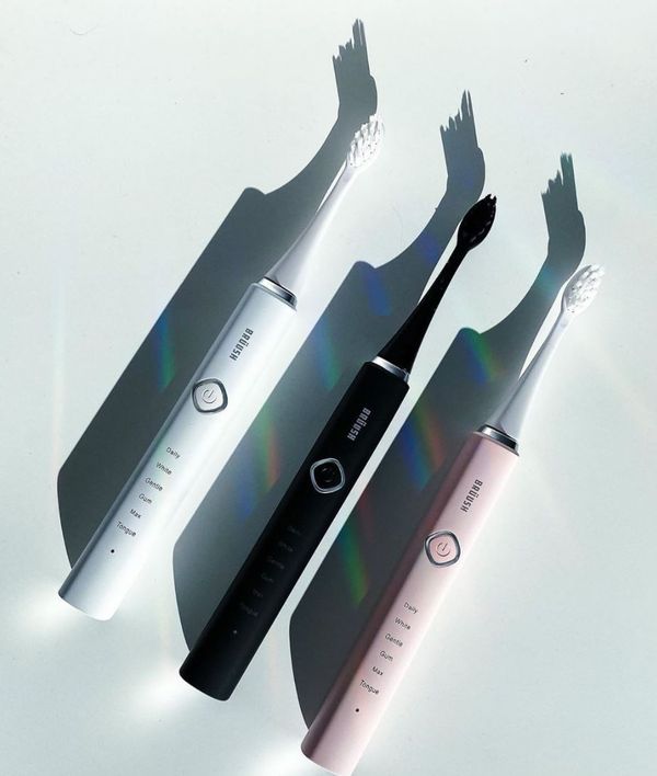 Sasha Finds: Brüush