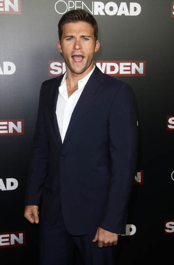 Scott Eastwood is not Chris Pratt