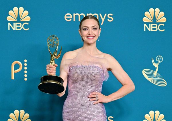 Amanda Seyfried Left It With Lizzie