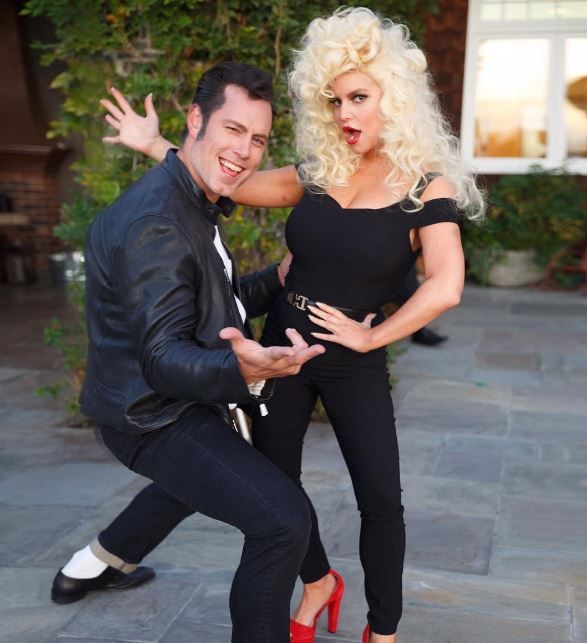 Smutty Social Media, November 2, 2016