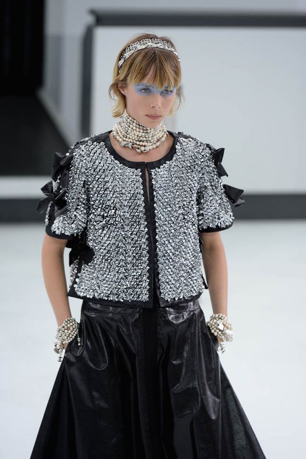 Smutty Social Media, Tuesday October 6, 2015