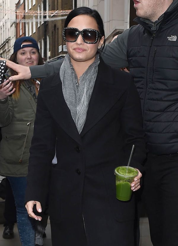 Smutty Social Media, Monday November 9, 2015