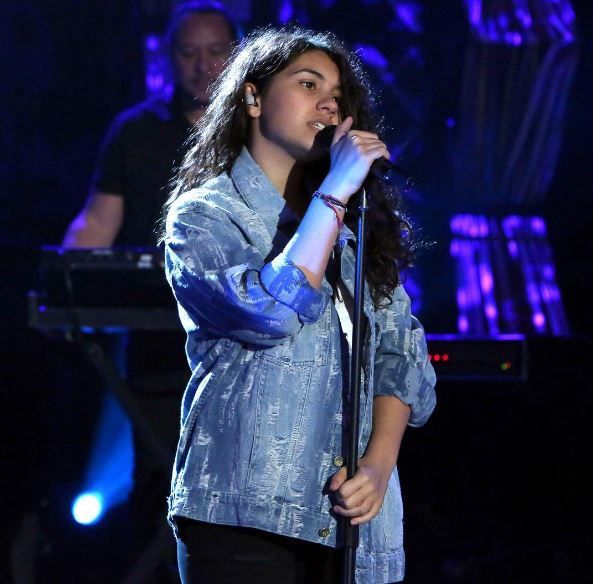 Smutty Social Media, September 9, 2016