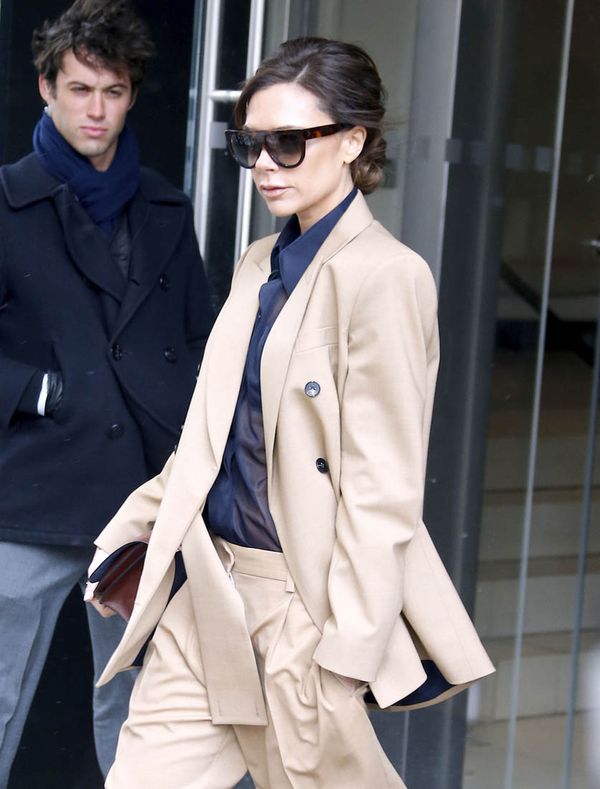 Smutty Social Media, March 15, 2017