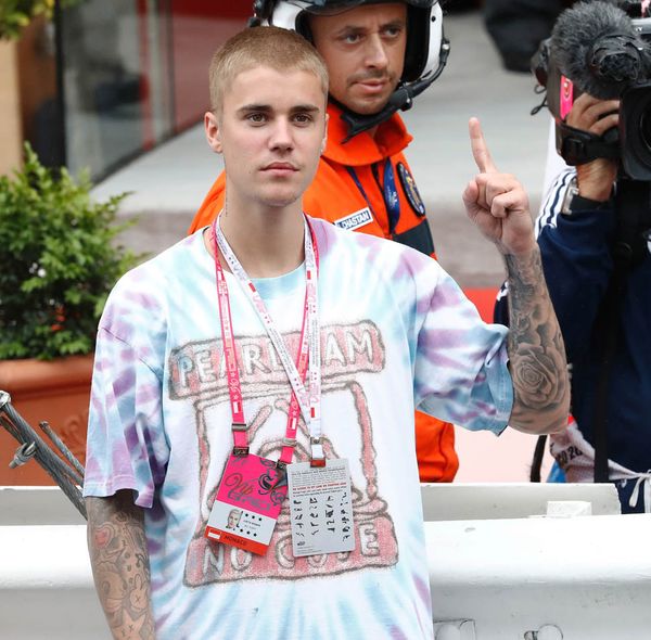 Smutty Social Media, May 31, 2016