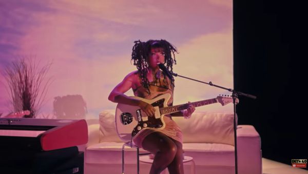 Summer Walker’s BET Awards Showstopper