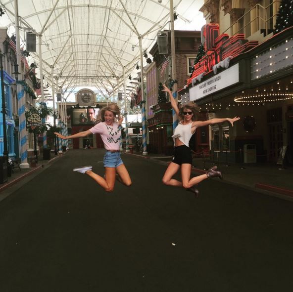 Tall jumping blondes