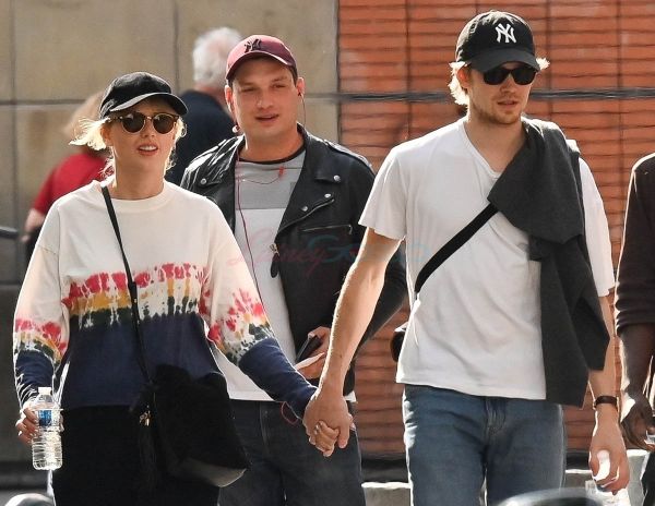 Taylor and Joe in Paris