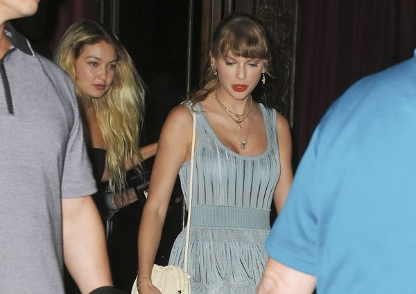 Taylor Swift: Pre-VMA Squad Strategy