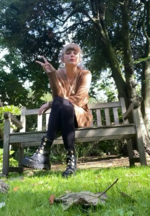 Celebrity Social Media, October 26, 2021