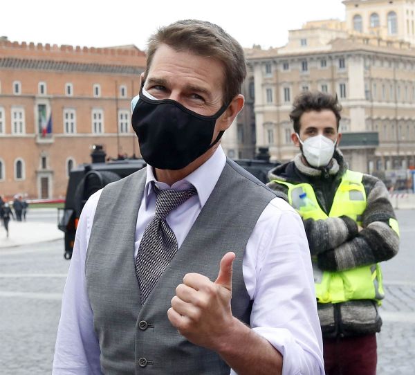 No Thanksgiving for Tom Cruise