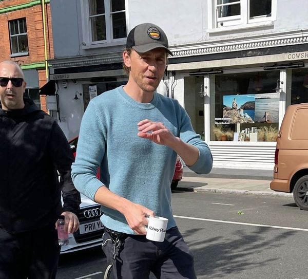 Tom Hiddleston: Coffee on a Dog Walk