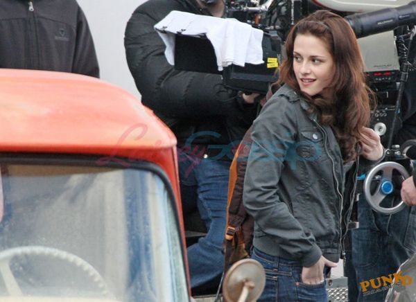 Twilight: more Easter eggs!