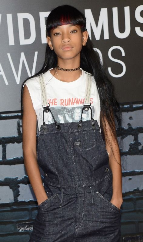 Willow Smith wins the VMAs