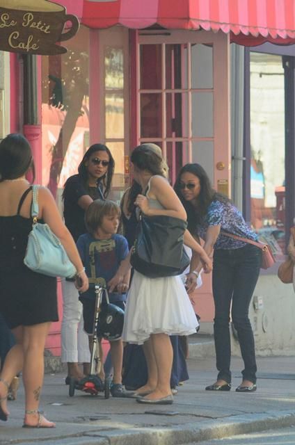 Zoe & Bradley back together?