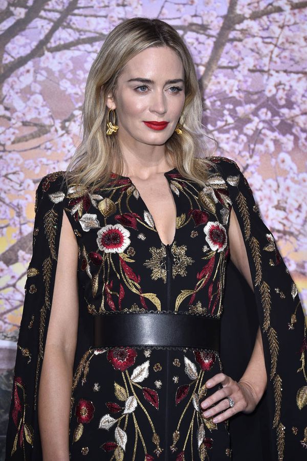 Carpets & Candids: Emily’s cape in Paris