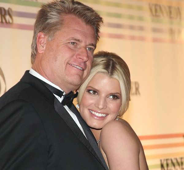 Sasha Answers: Should I spot my dad?