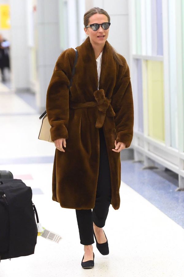 Carpets & Candids: Alicia’s bathrobe coat