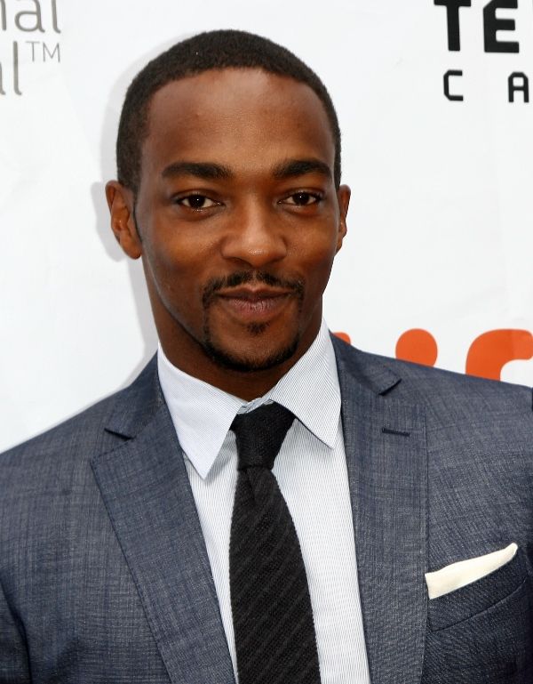 Carpets & Candids: Anthony Mackie's day carpet