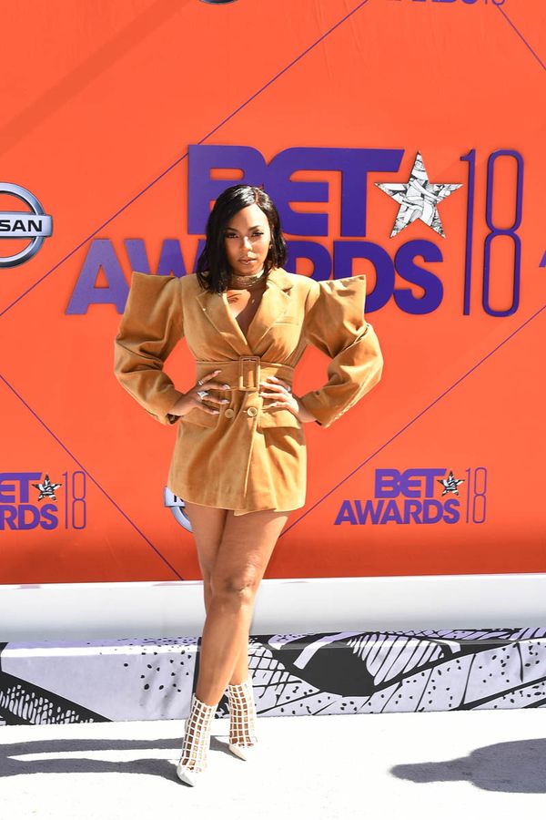 Carpets & Candids: Ashanti’s caramel corduroy