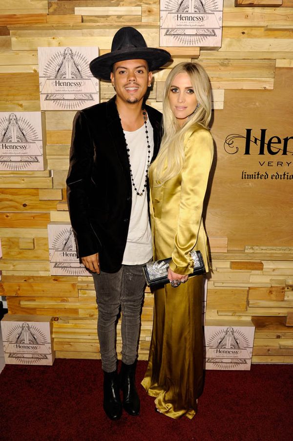 Carpets & Candids: Ashlee’s gold suit