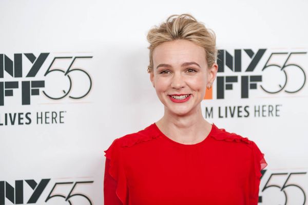 Carpets & Candids: Carey in 2017 red