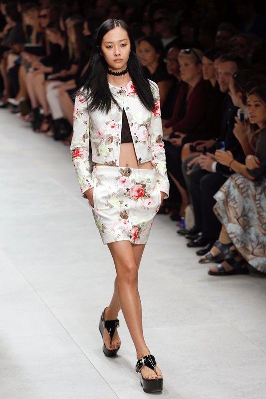 Paris Fashion Week: Carven Spring/Summer 2014
