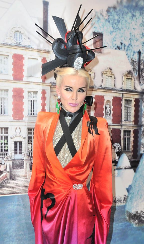 Duana Names: In Which I Give Generously