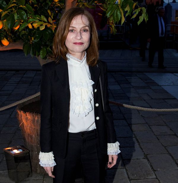 Carpets & Candids: Isabelle’s white cuffs