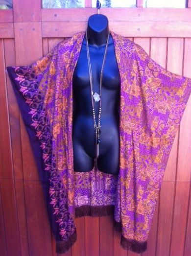 Sasha’s INTO IT: LOVEleigh KIMONOS