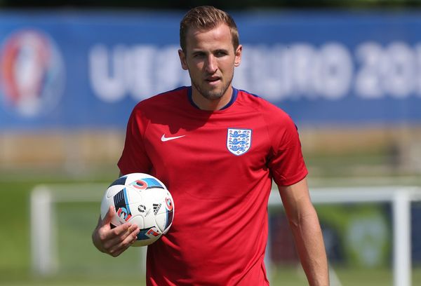 Duana Names: SOCCERSTAR!